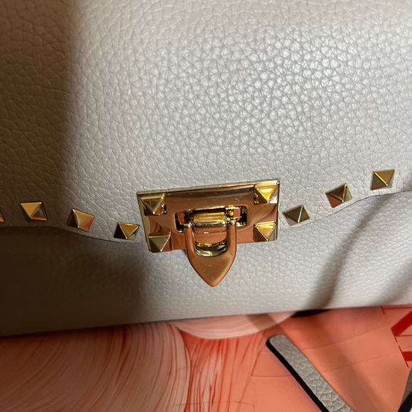 VALENTINO GARAVANI ROCKSTUD
CROSSBODY - Picture 5 of 10